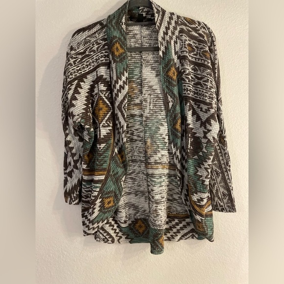 Almost Famous tribal  Aztec Multicolor Patterned open cardigan size L - Picture 1 of 5